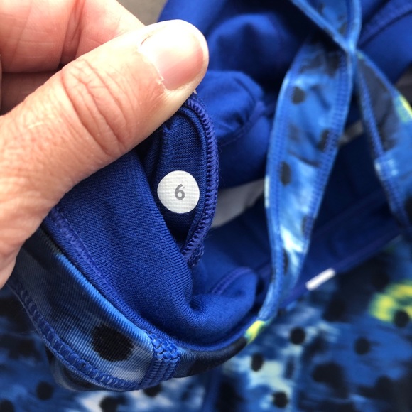 Lululemon Kanto Catch Me Tank
Windy Blooms Saphire Blue Multi /Naval Blue B26 - Picture 7 of 12